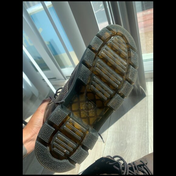 Dr. Martens - Combs Crazy Horse Leather Casual Boots (Men: Size 8) - Picture 5 of 6